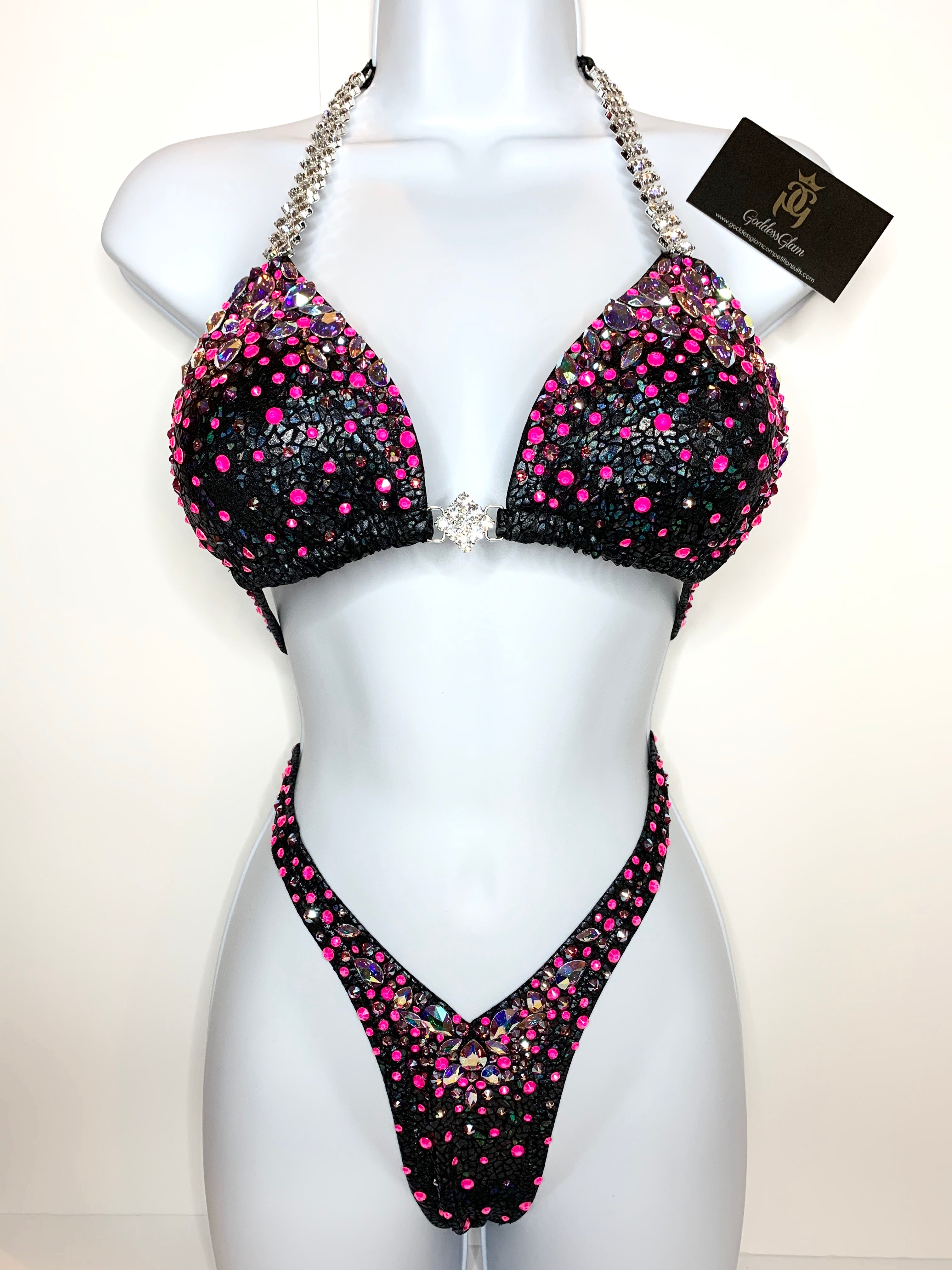 Competition figure suit